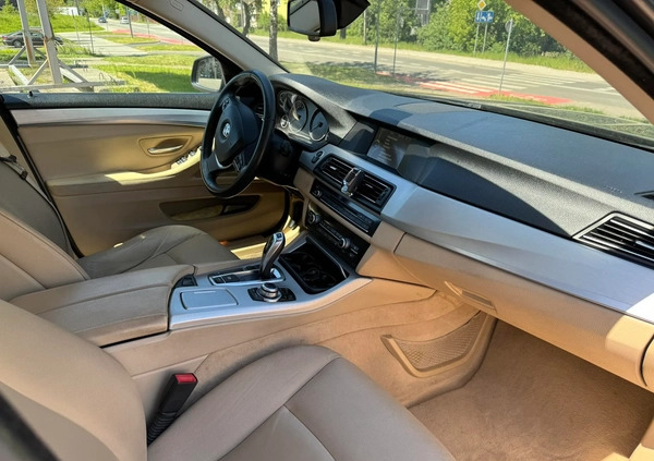 BMW Seria 5 cena 62500 przebieg: 211000, rok produkcji 2013 z Zbąszynek małe 191